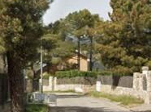 Casa en venta en Robledo De Chavela, Madrid