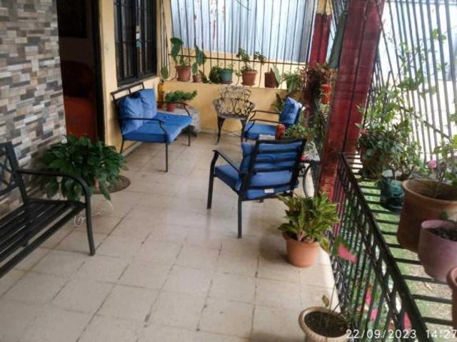 CASA EN SAN FRANCISCO 708M2 CERCA DEL PARQUE OMAR