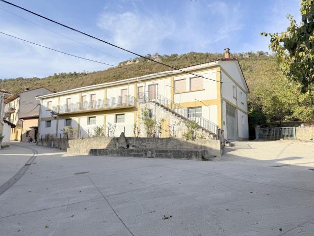 Casa en venta en Estellerria, Navarra