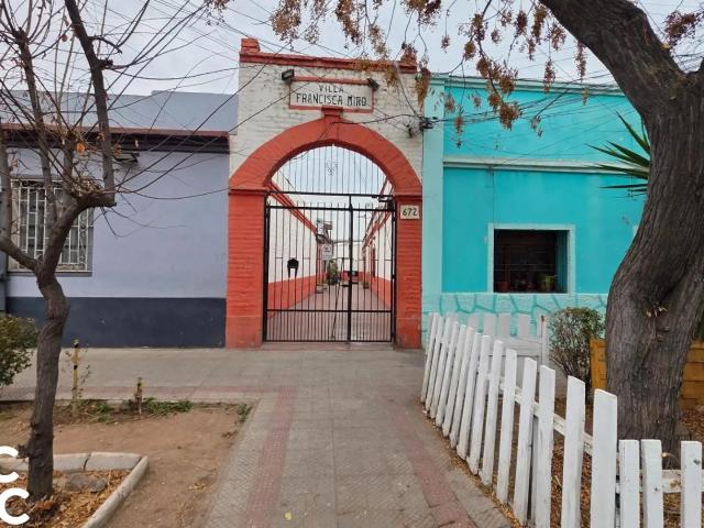 Casa en venta en Tarapacá, Metropolitana