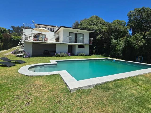 Casa en arriendo en Santo Domingo, Valparaíso