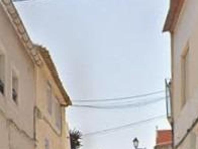 Casa en venta en María Moliner, l'Alt Vinalopó / El Alto Vinalopó