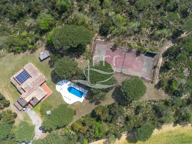 Casa en venta en Cantallops, Gironès