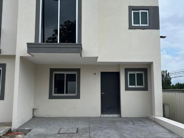 Casa en venta en Compostela