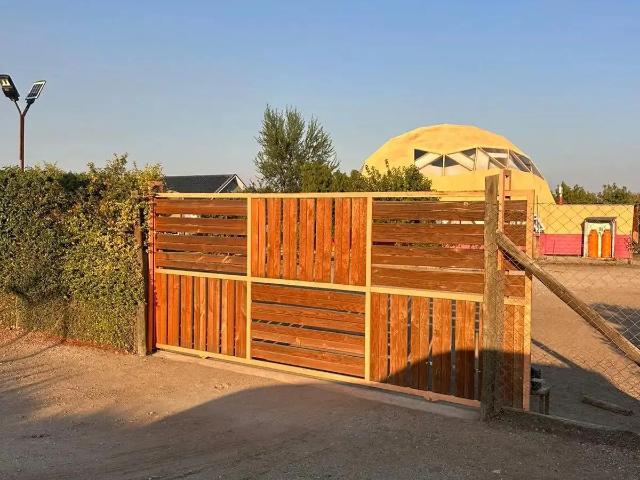 Casa en arriendo en Tiltil, Metropolitana