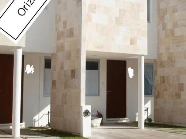 Casa en venta en Sta. María Tlachichilco, Orizaba