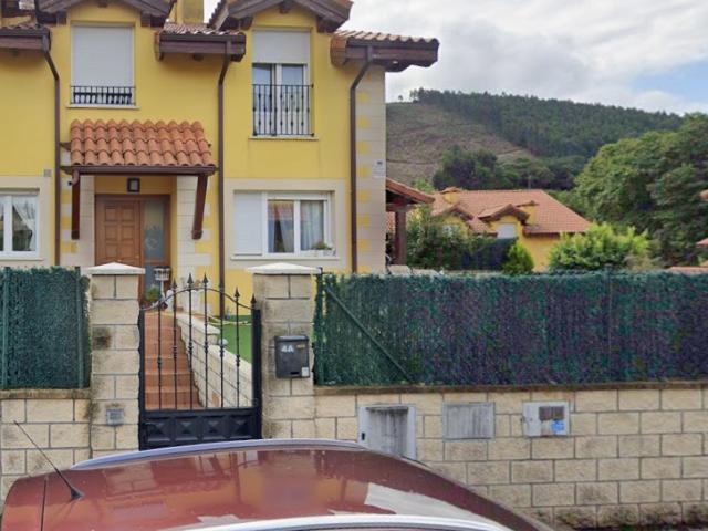 Casa en venta en Castro-urdiales, Cantabria