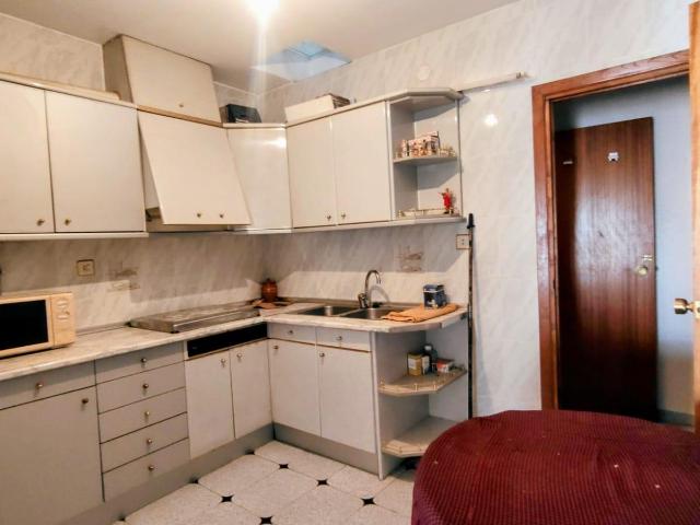 Casa en venta en Valdeobispo, Extremadura