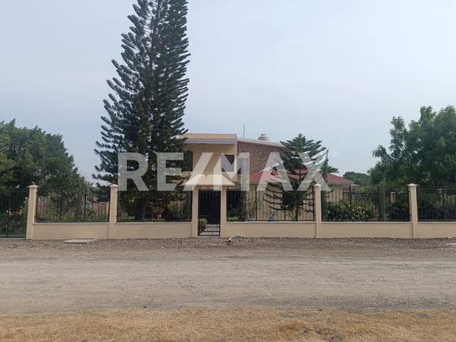 Casa en venta en López Rayón, González