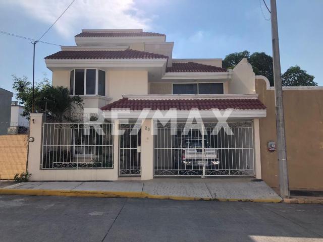 Casa en venta en Colonia Francisco I. Madero, Poza Rica