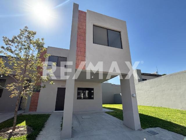Casa en venta en Ramos Arizpe, Coahuila