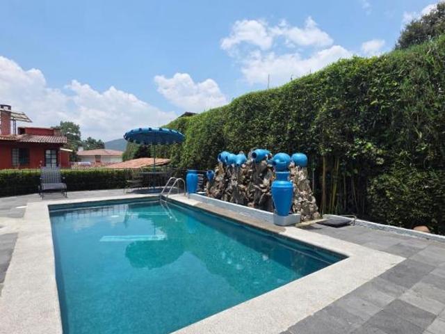 Casa en venta en Valle De Bravo, Estado de México