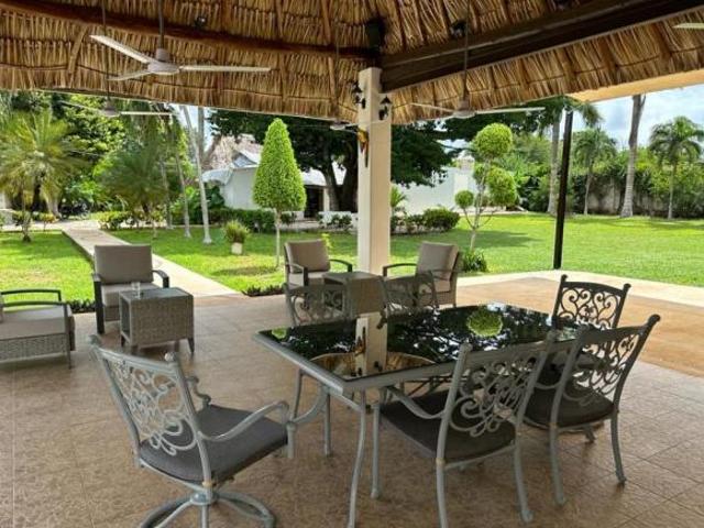 Casa en Venta 4 Habitaciones en Ticul