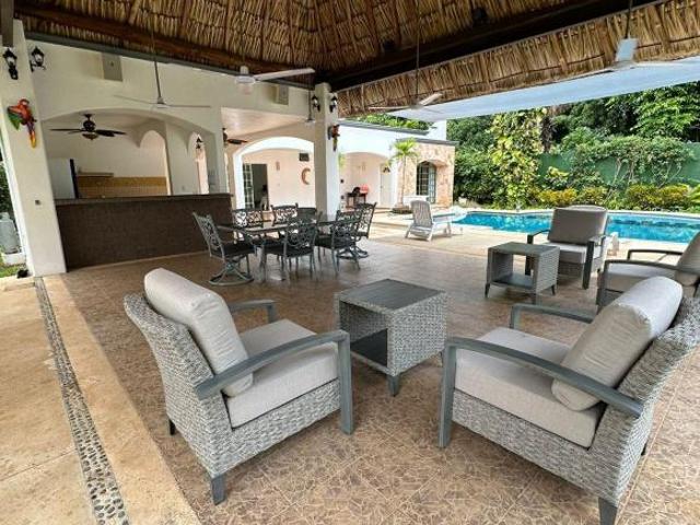 Casa en Venta 4 Habitaciones en Ticul