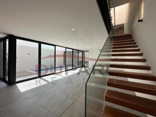 Casa en Venta 4 Recamaras con Piscina en Residencial del Lago