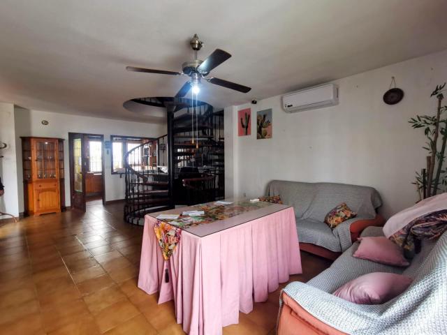 Casa en venta en Doña Mencía, Andalucía