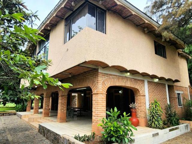Casa en venta en El Arenal, Región Valles