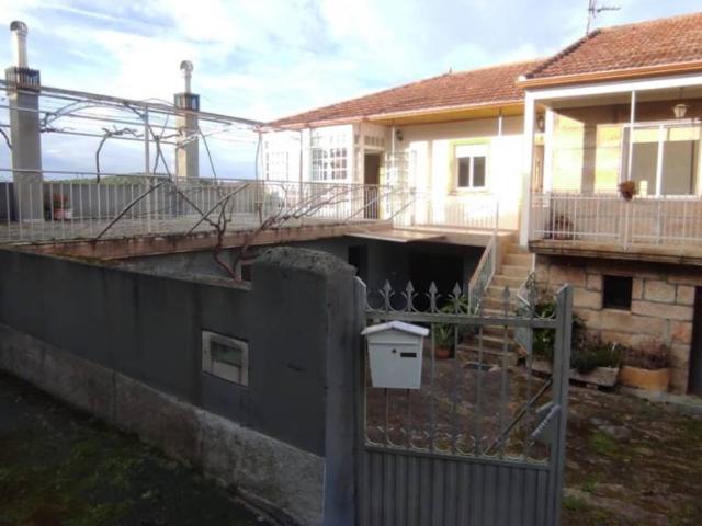 Casa en venta en A Bola