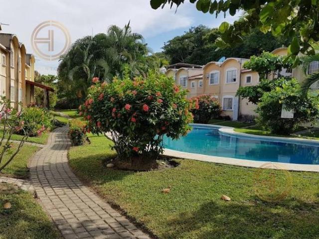 Casa en venta en Ixtapa Zihuatanejo, Zihuatanejo de Azueta
