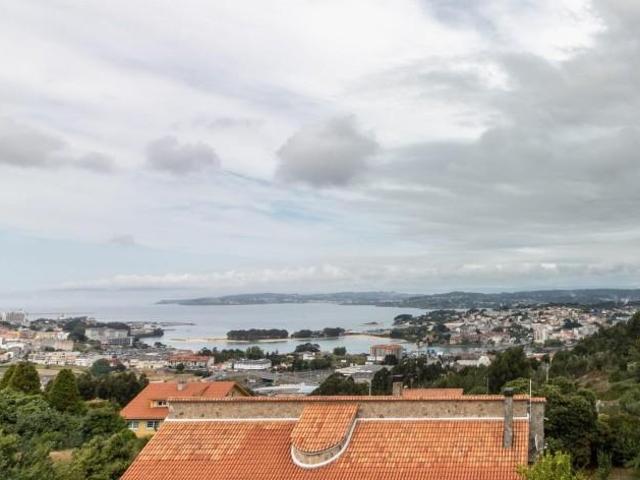 Casa en venta en Palavea, A Coruña