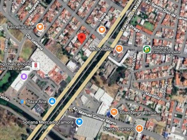 CASA EN VENTA A SOLO UNOS MIN DE PLAZA ANA Y DEL CLUB CAMPESTRE DE ZAMORA