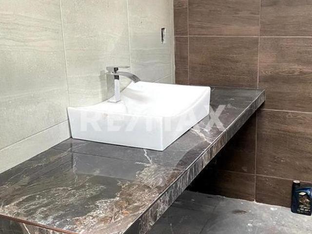 Casa en Venta Adán Castelán 4