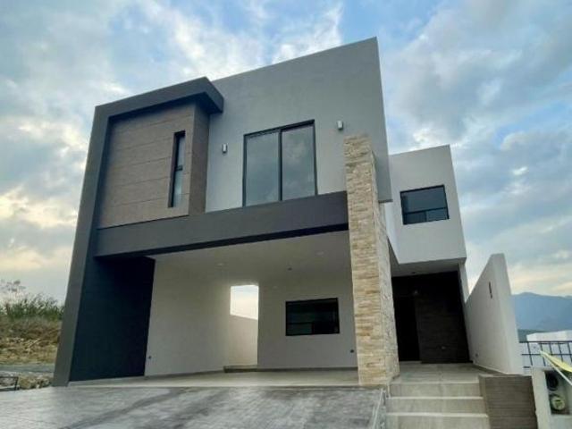 Casa en venta en Allende, Nuevo León