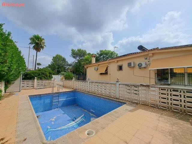 Casa en venta en la Ribera Alta, Valencia