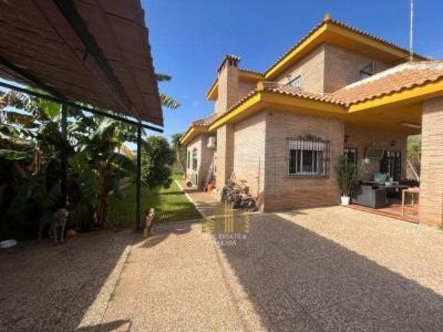 Casa en venta en Urbanización Las Encinas, Alcalá De Guadaíra