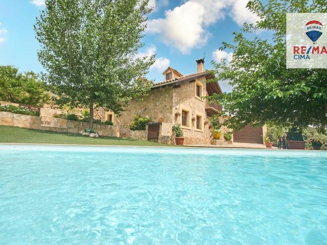 Chalet en venta en Barrio de las Cruces, Alcalá La Real