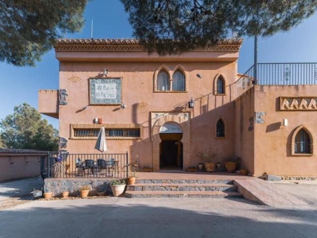 Casa en venta en La Serranía, Valencia