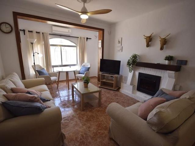 Casa en venta en Costacabana, Almería