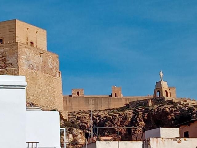 Casa en venta en Almedina, Almería