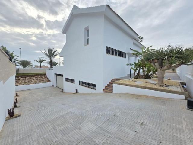 Casa en venta en El Ejido, Andalucía