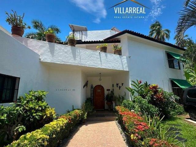 Casa en venta en Zihuatanejo de Azueta, Guerrero