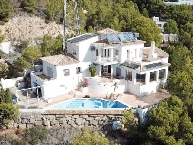 Casa en venta en Urbanització Serra d'Altea, la Marina Baixa