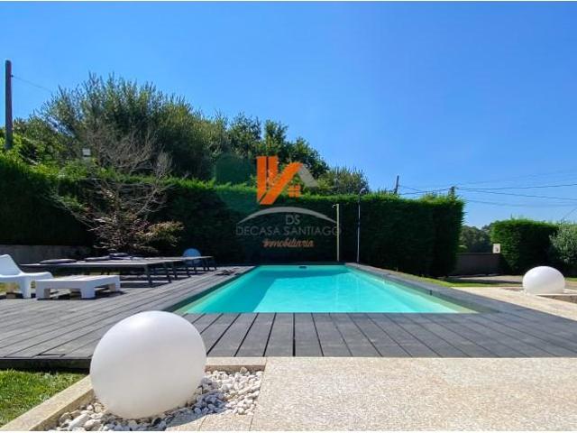 Casa en venta en Ames, Santiago