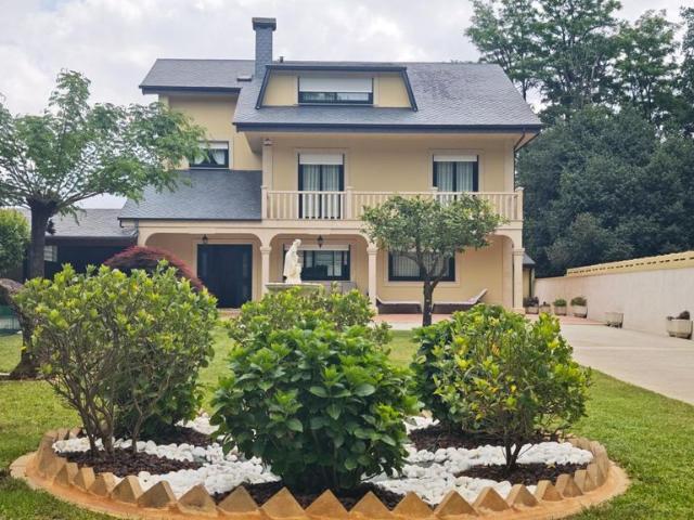 Casa en venta en Ames, Santiago