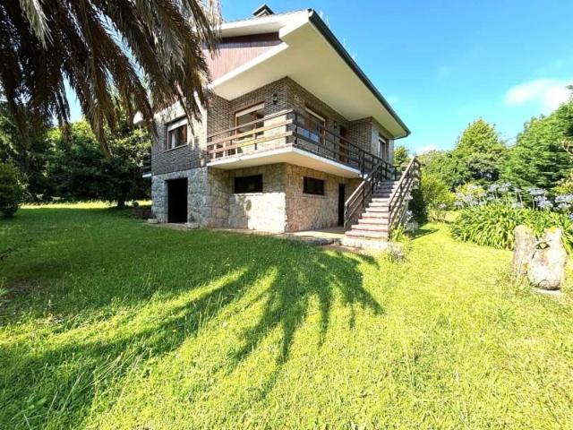 Casa en venta en Barrio Palacio, Arnuero