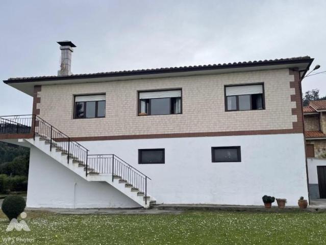 Casa en venta en Arnuero, Cantabria