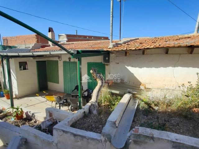 Casa en venta en el Vinalopó Mitjà / El Vinalopó Medio, Valencia