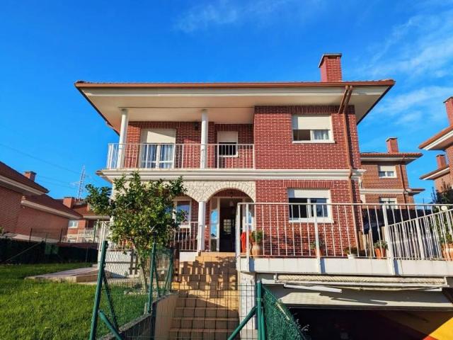 Casa en venta en Guarnizo, El Astillero