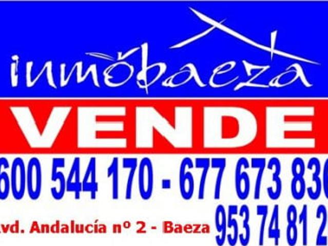 Casa en venta en Baeza, Andalucía