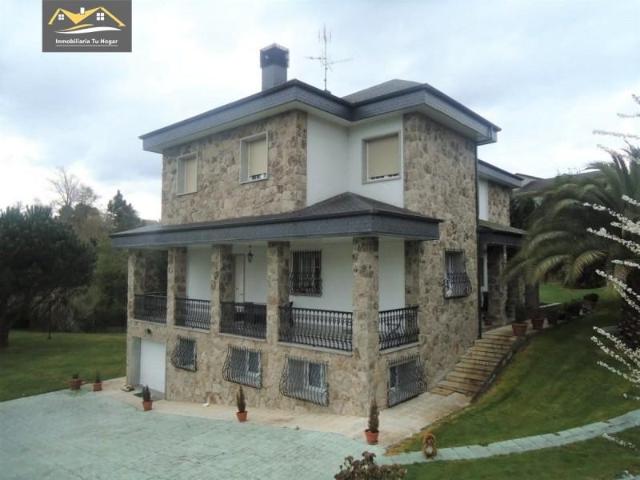 Casa en venta en Sobrado do Bispo, Ourense