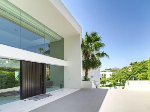Casa en venta en Artola, Costa del Sol Occidental