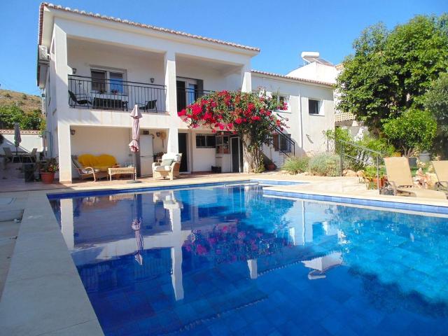 Casa en venta en Torrequebrada, Costa del Sol Occidental