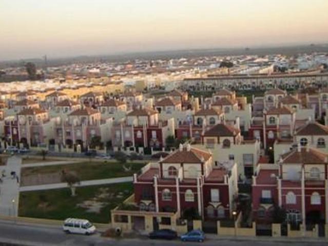 Casa en venta en Benacazón, Andalucía