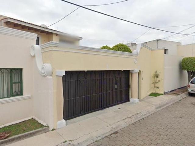 CASA EN VENTA BOSQUES DEL ACUEDUCTO QUERETARO