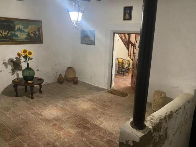 Casa en venta en Allueva, Aragón