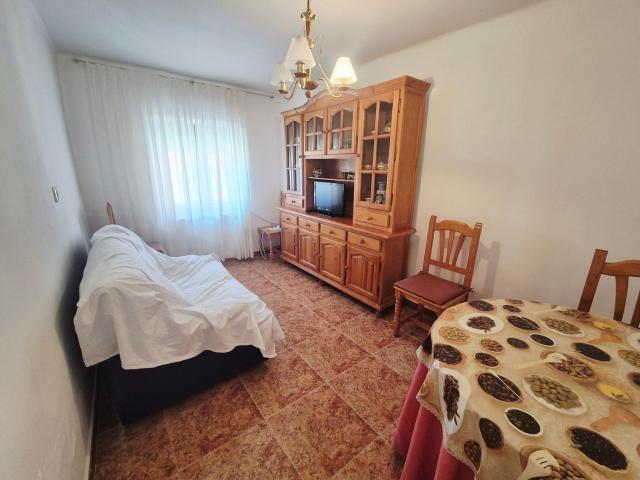 Casa en venta en Burgohondo, Ávila